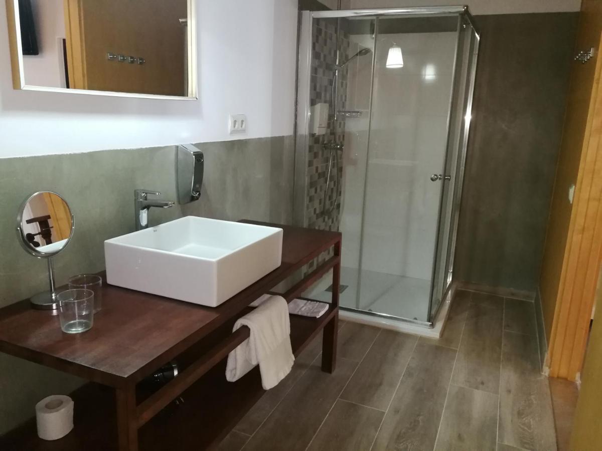 Hotel Rural Cal Ruget Vilobi Del Penedes Экстерьер фото